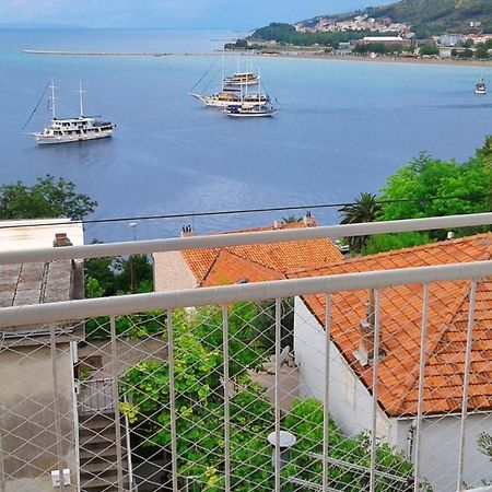 Apartment Ora Omis Exterior photo