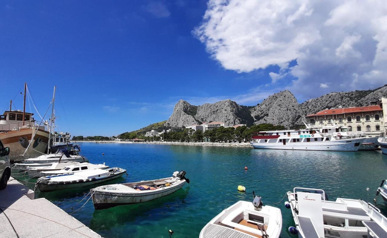 Apartment Ora Omis Exterior photo